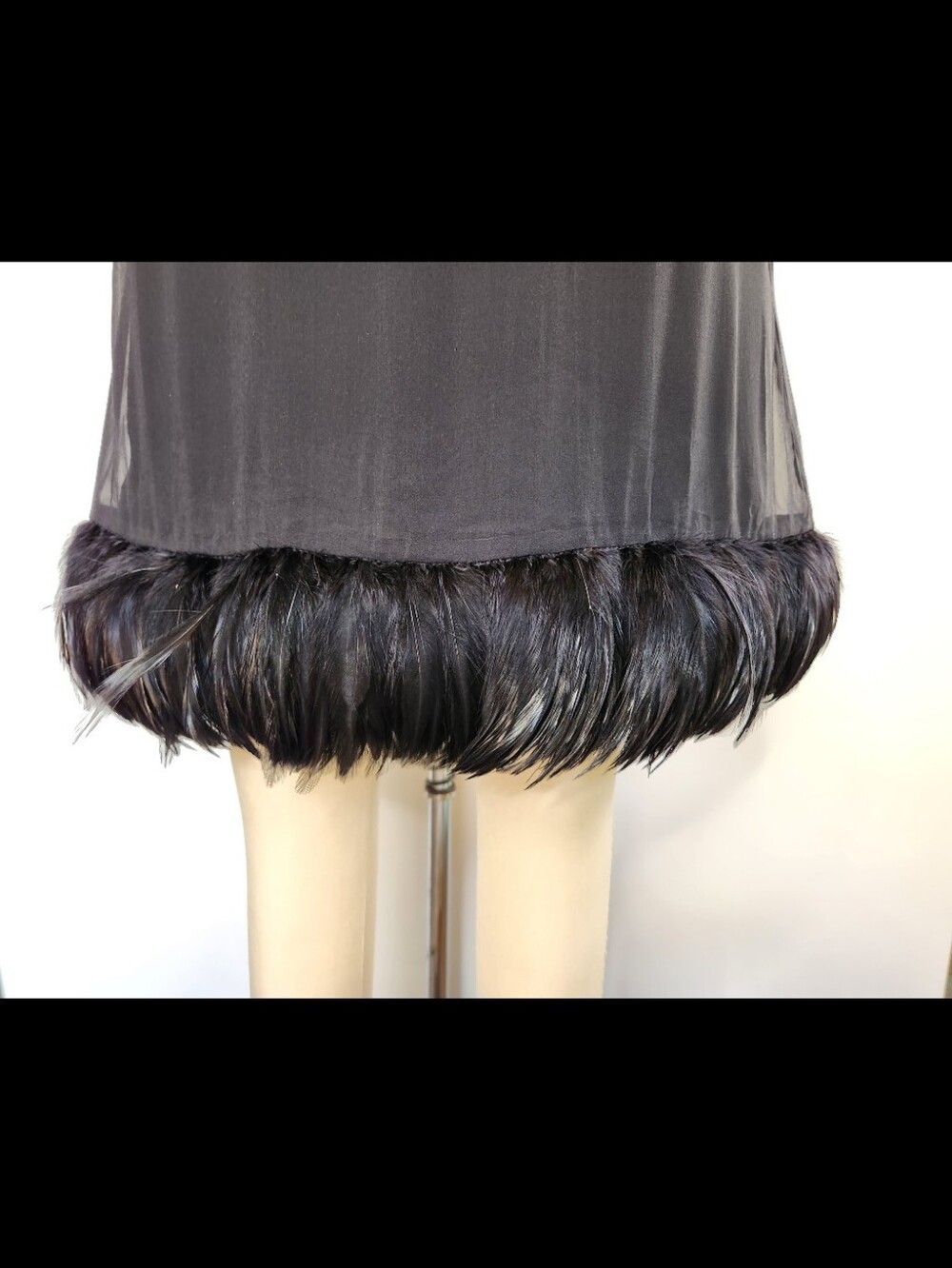 1999 Vintage Tom Ford for Gucci Black Silk Skirt With Feathers Sz 40 - US S - Picture 9 of 16
